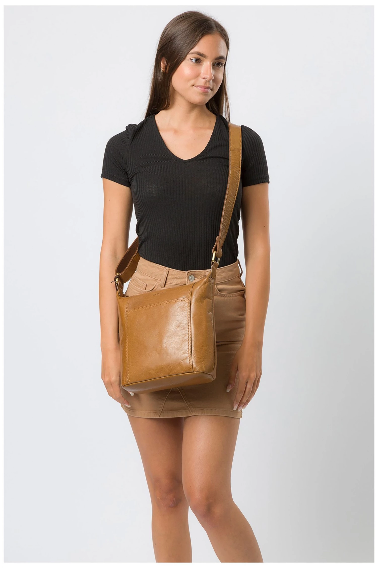 Conkca Yasmin Leather Cross-Body Bag Plum Purple - Image 6