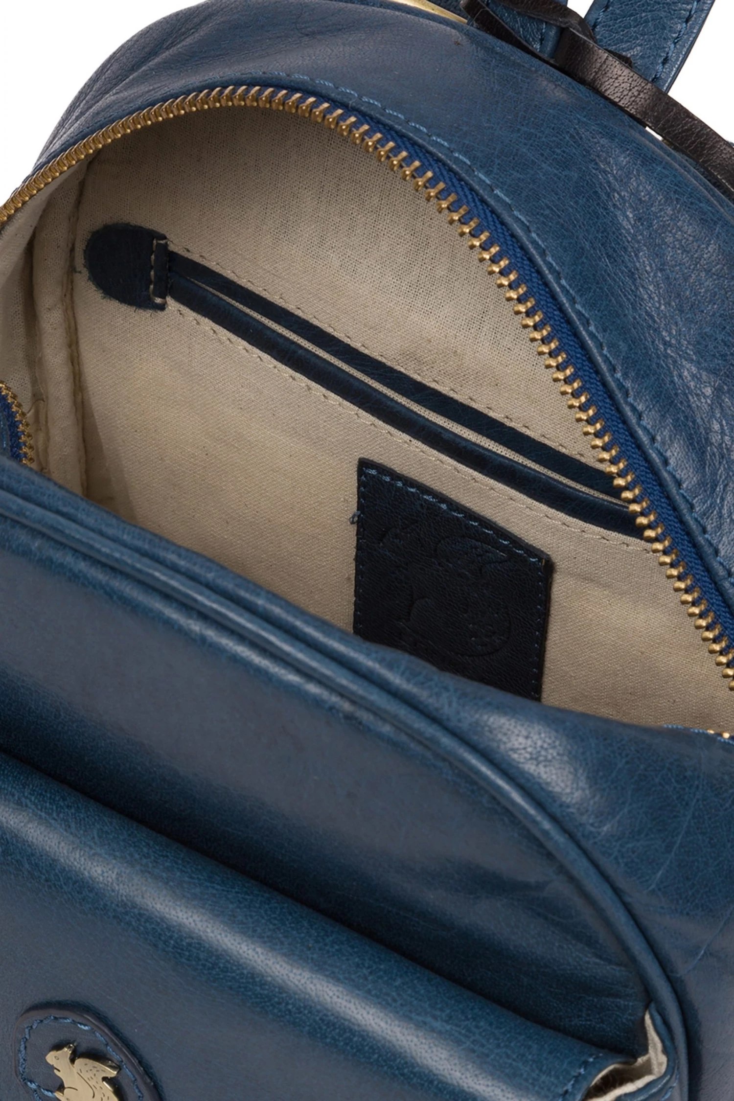 Conkca Eloise Snorkel Blue Leather Backpack - Image 4